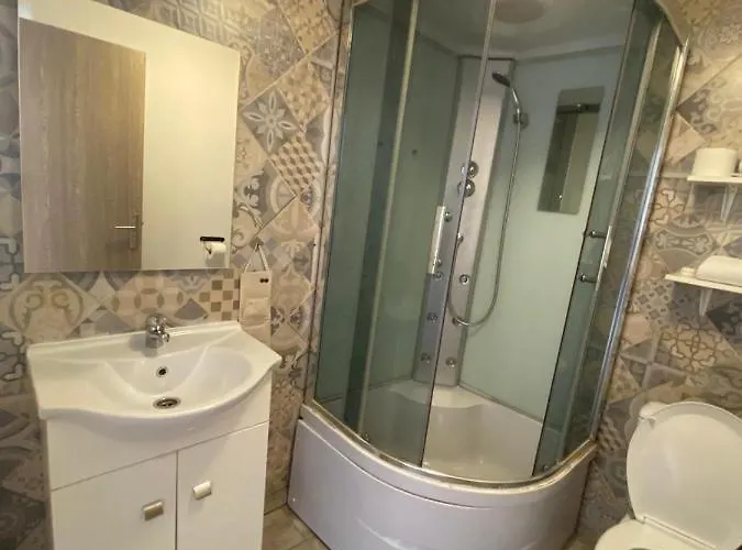 Piata Amzei Nr.1 Apartamento *